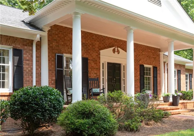 1st image of 112 Magnolia Rd, Lexington, NC 27292 | MLS# 1228589