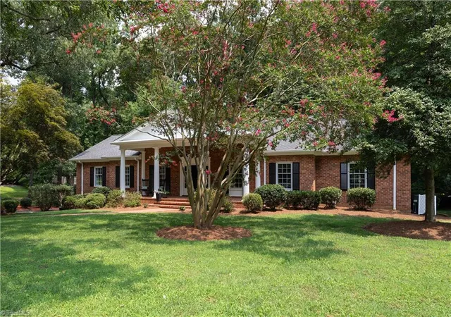 4th image of 112 Magnolia Rd, Lexington, NC 27292 | MLS# 1228589
