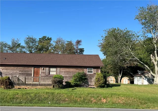 Photo 2 of Single family home for sale at 578 Old Us Hwy 52, Mount Airy, NC 27030 | MLS# 1234011 | Listing updated on 2026-08-31