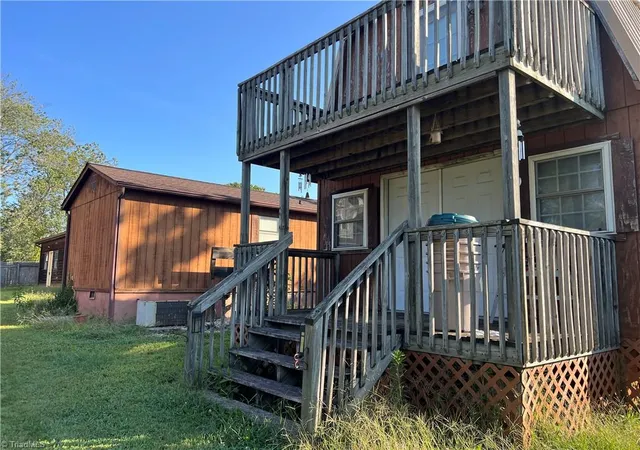 Photo 4 of Single family home for sale at 578 Old US Hwy 52, Mount Airy, NC 27030 | MLS# 1234011 | Listing updated on 2026-08-31