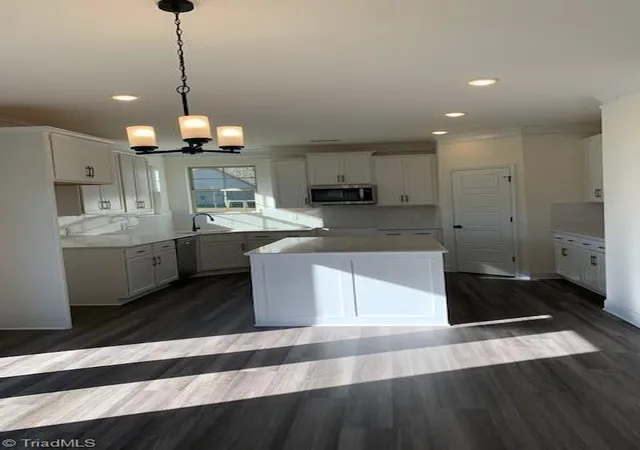 Photo 4 of Single family home for sale at 100 Diamond Cir, Trinity, NC 27370 | MLS# 1209343 | Listing updated on 2026-09-14