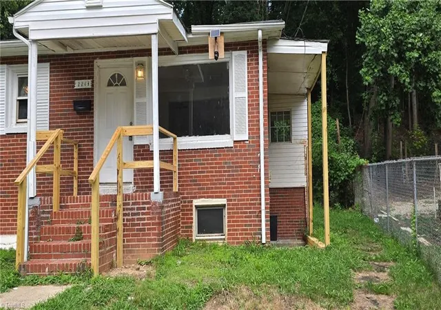 5th image of 2219 Manchester St, Winston Salem, NC 27105 | MLS# 1232943