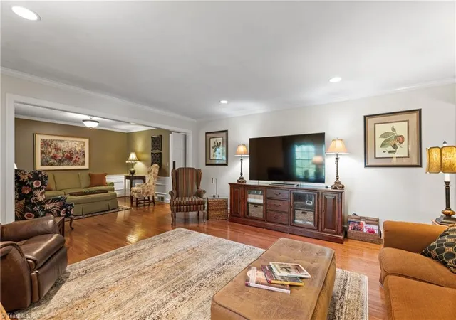 4th image of 440 Sherwood Forest Rd, Winston Salem, NC 27104 | MLS# 1219302
