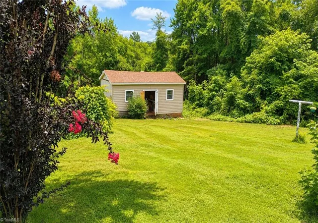 4th image of 11545 Us Hwy 220, Stoneville, NC 27048 | MLS# 1227670