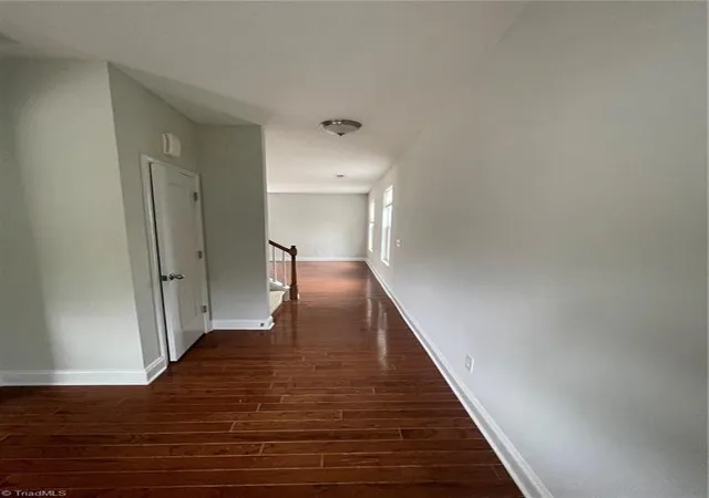 Photo 4 of Single family home for sale at 335 Summergate Dr, Winston Salem, NC 27103 | MLS# 1224462 | Listing updated on 2026-10-25