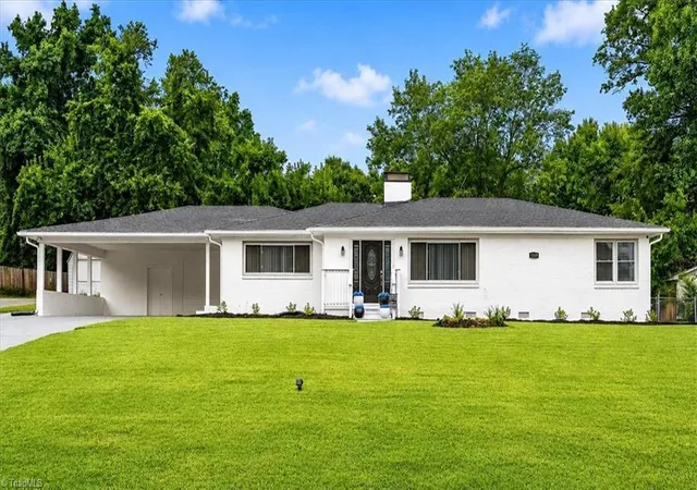 Single family home for sale at 1519 Mcguinn Dr, High Point, NC 27262 | MLS# 1229533