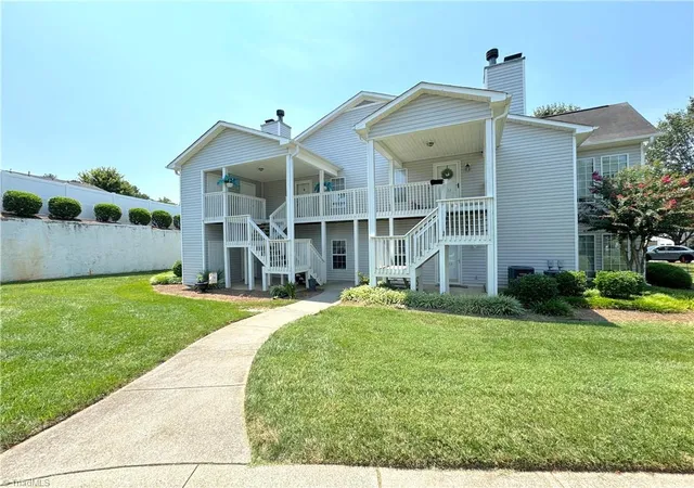Photo 1 of Sale Pending at 7404 Riverview Knoll Ct, Clemmons, NC 27012 | MLS# 1231505 | Listing updated on 2026-09-17