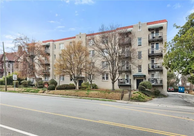 3rd image of 1013 N Elm St #A2, Greensboro, NC 27401 | MLS# 1211344