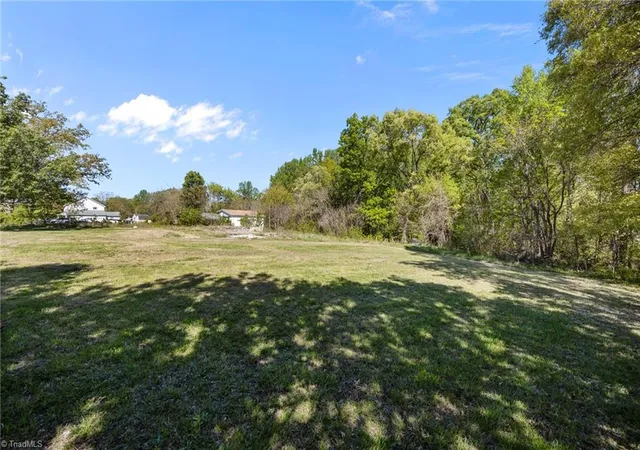 1st image of 1011 Gaines Ave, High Point, NC 27263 | MLS# 1215203
