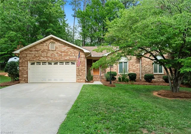 Homes for sale in Lexington, NC | 603 Hunters Wy, Lexington, NC 27292 | MLS# 1226207
