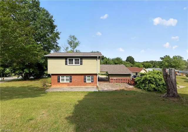 1st image of 2601 Rosemary Dr, Winston Salem, NC 27105 | MLS# 1224719