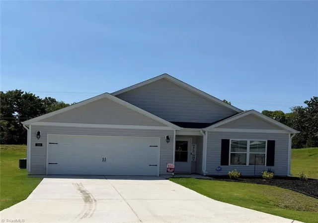 Photo 1 of Single family home for sale at 148 Birch Tree Wy, Mayodan, NC 27027 | MLS# 1232873 | Listing updated on 2026-08-31