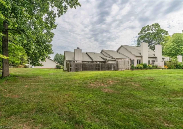 44th image of 4900 Tamaron Dr, Greensboro, NC 27410 | MLS# 1233194