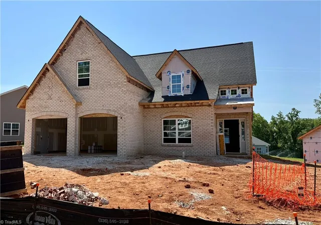 Photo 2 of Sale Pending at 279 Morning Star Dr, Advance, NC 27006 | MLS# 1216598 | Listing updated on 2026-09-16