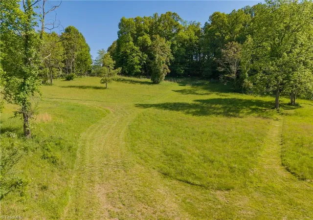 2nd image of 8730 Lee Dr Ne, Copper Hill, VA 24079 | MLS# 1225405