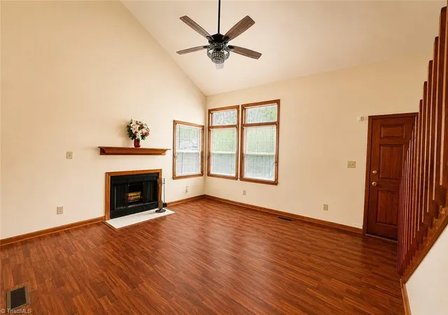 Photo 3 of Sale Pending at 7 Brk Pine Cir, Greensboro, NC 27406 | MLS# 1228367 | Listing updated on 2026-08-23