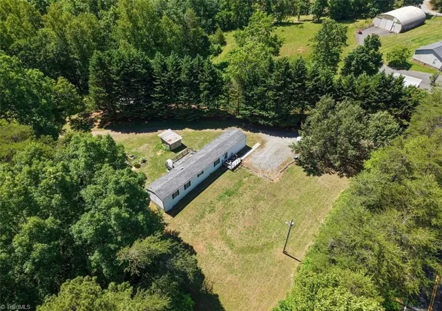 Homes for sale in Pinnacle, NC | 1709 Bud Tilley Rd, Pinnacle, NC 27043 | MLS# 1223219