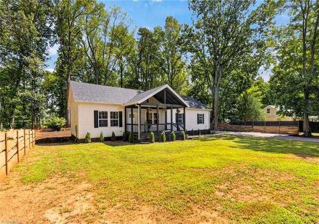 Photo 4 of Sale Pending at 7416 Friendship Church Rd, Browns Summit, NC 27214 | MLS# 1230811 | Listing updated on 2026-10-09