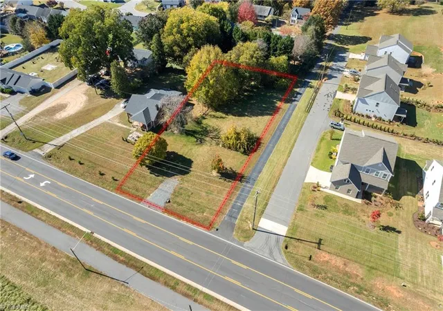 4th image of 610 Meadowlark Dr, Winston Salem, NC 27106 | MLS# 1201142