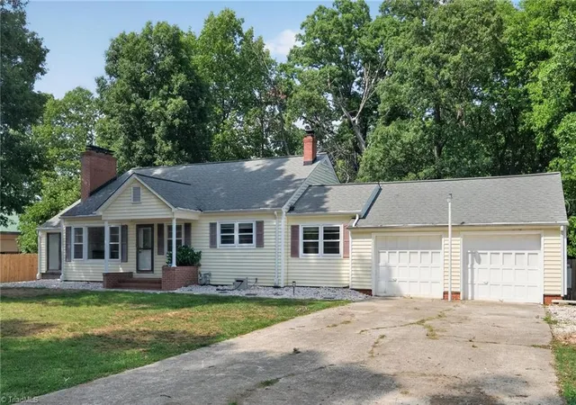 2nd image of 2805 Roland Rd, Greensboro, NC 27407 | MLS# 1230937