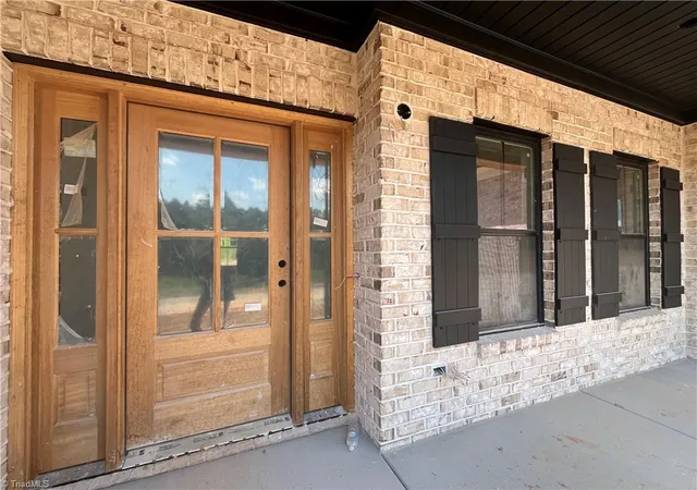 3rd image of 285 Cricket'S Run, Lexington, NC 27295 | MLS# 1231037