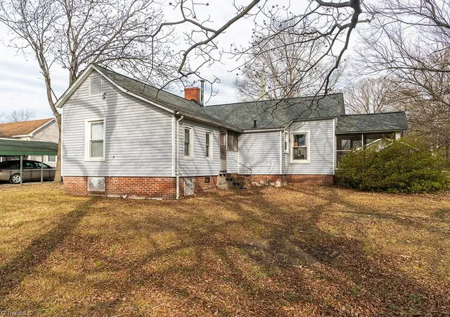 Homes for sale in Burlington, NC | 1010 Attica St, Burlington, NC 27217 | MLS# 1224560