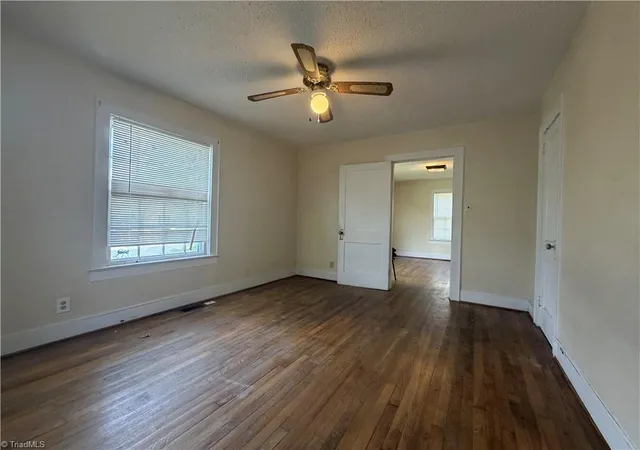 5th image of 324 E Mcculloch St, Greensboro, NC 27406 | MLS# 1226875