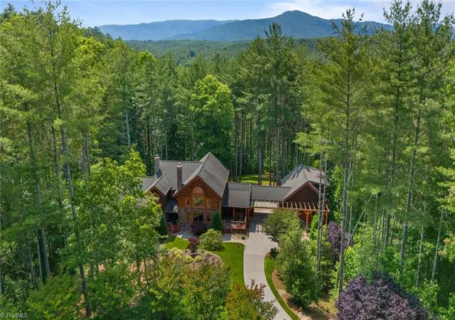 2nd image of 5626 Rocky Falls Ln, Lenoir, NC 28645 | MLS# 1182052