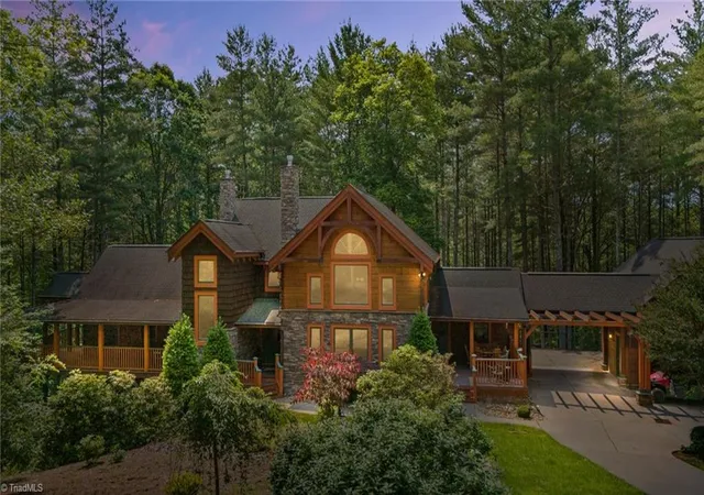 Photo 3 of Single family home for sale at 5626 Rocky Fls Ln, Lenoir, NC 28645 | MLS# 1182052 | Listing updated on 2026-04-27