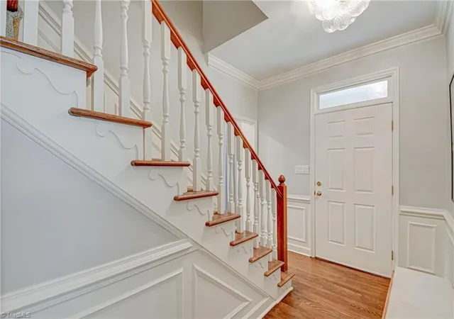 Photo 3 of Sale Pending at 925 Ashley Glen Dr, Winston Salem, NC 27106 | MLS# 1227731 | Listing updated on 2026-08-19