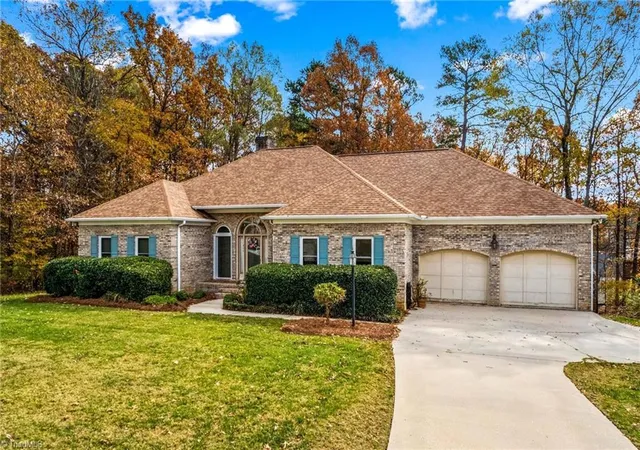 Photo 2 of Single family home for sale at 411 Wildwood Dr, Salisbury, NC 28146 | MLS# 1210822 | Listing updated on 2026-08-13