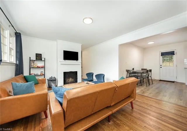 Photo 3 of Single family home for sale at 3021 Kinnamon Rd, Winston Salem, NC 27104 | MLS# 1215537 | Listing updated on 2026-04-14