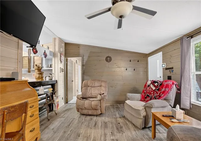 4th image of 2422 Burney Rd, Asheboro, NC 27205 | MLS# 1229070