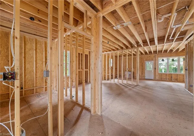3rd image of 4628 Pinehill Dr, Pfafftown, NC 27040 | MLS# 1230504