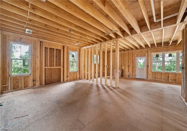 4th image of 4628 Pinehill Dr, Pfafftown, NC 27040 | MLS# 1230504