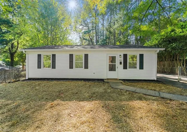 Photo 1 of Sale Pending at 610 Chandler St, Winston Salem, NC 27101 | MLS# 1238525 | Listing updated on 2026-10-20
