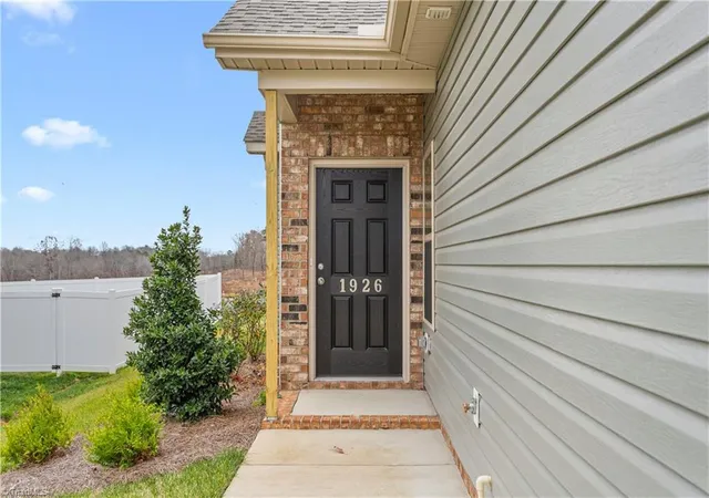 Photo 3 of Single family home for sale at 1926 Darrell Dr, Graham, NC 27253 | MLS# 1204707 | Listing updated on 2026-01-13