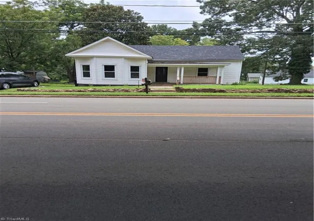 1st image of 805 N Mebane St #A & B, Burlington, NC 27217 | MLS# 1230120