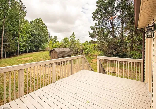 Homes for sale in Archdale, NC | 7257 Sleepy Hollow Dr, Archdale, NC 27263 | MLS# 1219882
