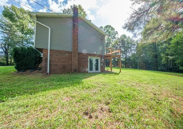 5th image of 181 White Pines Country Club Rd, Mount Airy, NC 27030 | MLS# 1231112