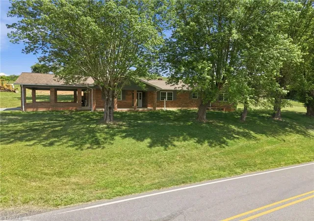Homes for sale in Purlear, NC | 954 1 Parsonsville Rd, Purlear, NC 28665 | MLS# 1219777