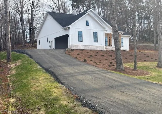 Photo 2 of Single family home for sale at 115 Mountain Laurel Trl, Eden, NC 27288 | MLS# 1163646 | Listing updated on 2026-08-26