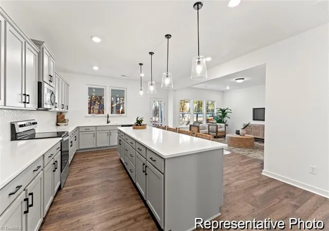 5th image of 2874 Wood Valley Rd #166, Winston Salem, NC 27106 | MLS# 1230657