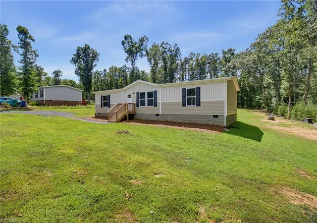 Photo 2 of Manufactured home for sale at 188 Plantation Rd, Eden, NC 27288 | MLS# 1233076 | Listing updated on 2026-08-30