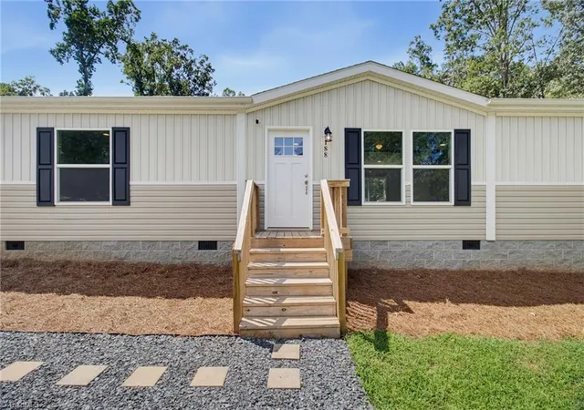 Photo 3 of Manufactured home for sale at 188 Plantation Rd, Eden, NC 27288 | MLS# 1233076 | Listing updated on 2026-10-04