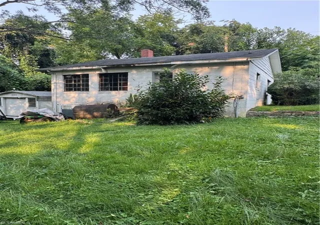5th image of 132 Orchard St, Mount Airy, NC 27030 | MLS# 1229218