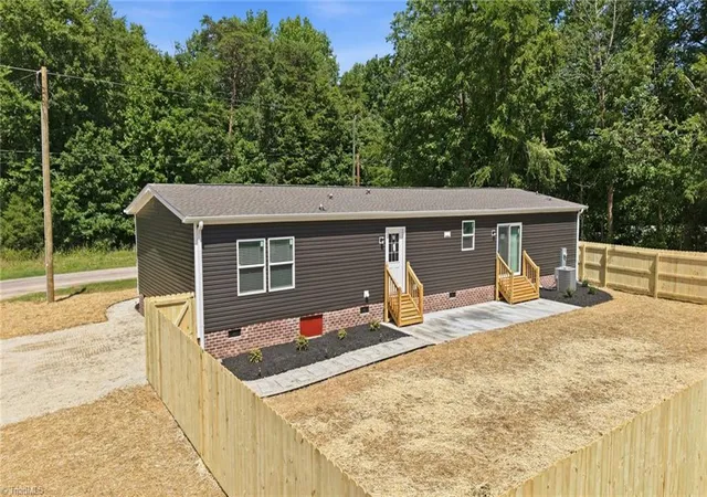 Photo 4 of Manufactured home for sale at 105 Elk Ln, Cooleemee, NC 27014 | MLS# 1229811 | Listing updated on 2026-09-04