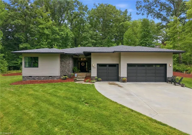 1st image of 104 Trafalgar Dr, Lexington, NC 27292 | MLS# 1229016
