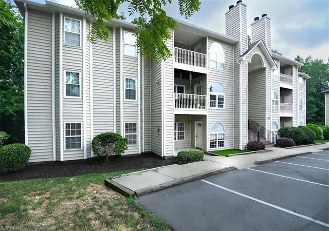 Photo 1 of Single family home for sale at 6704 W Friendly Ave #4D, Greensboro, NC 27410 | MLS# 1228342 | Listing updated on 2026-09-17