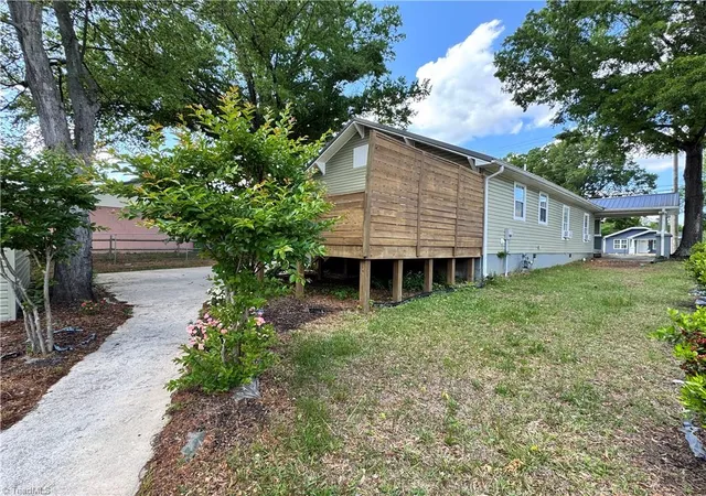 Photo 2 of Sale Pending at 2012 E Green Dr, High Point, NC 27260 | MLS# 1218219 | Listing updated on 2026-09-19